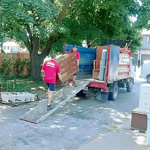 What Happens to Items Movers Wouldn't Take or Left Behind